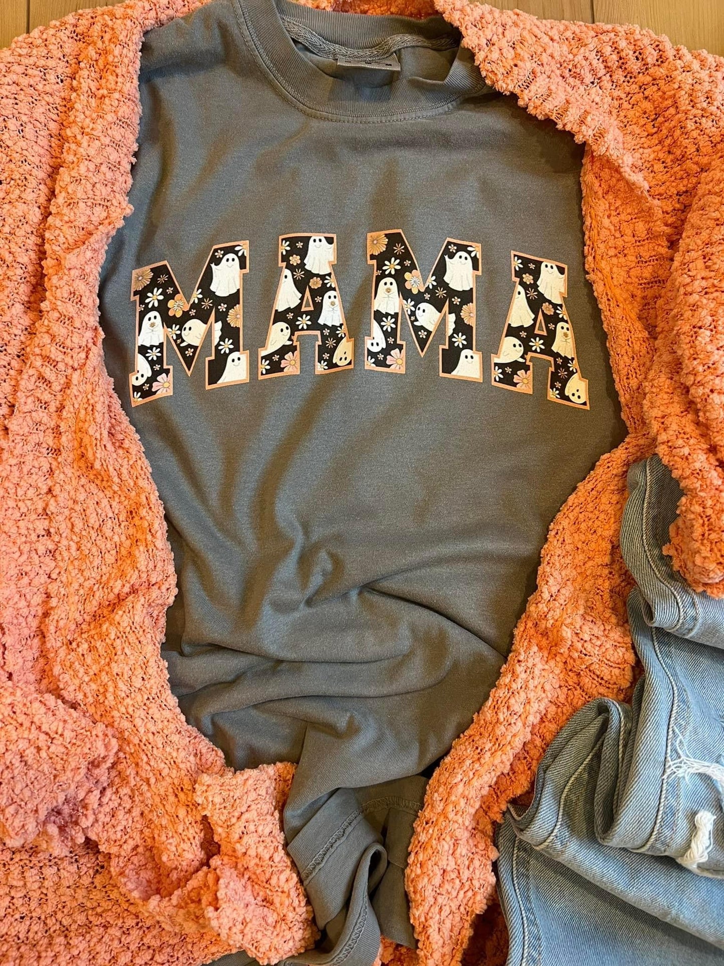 Ghost Mama | Gray Comfort Colors Tee