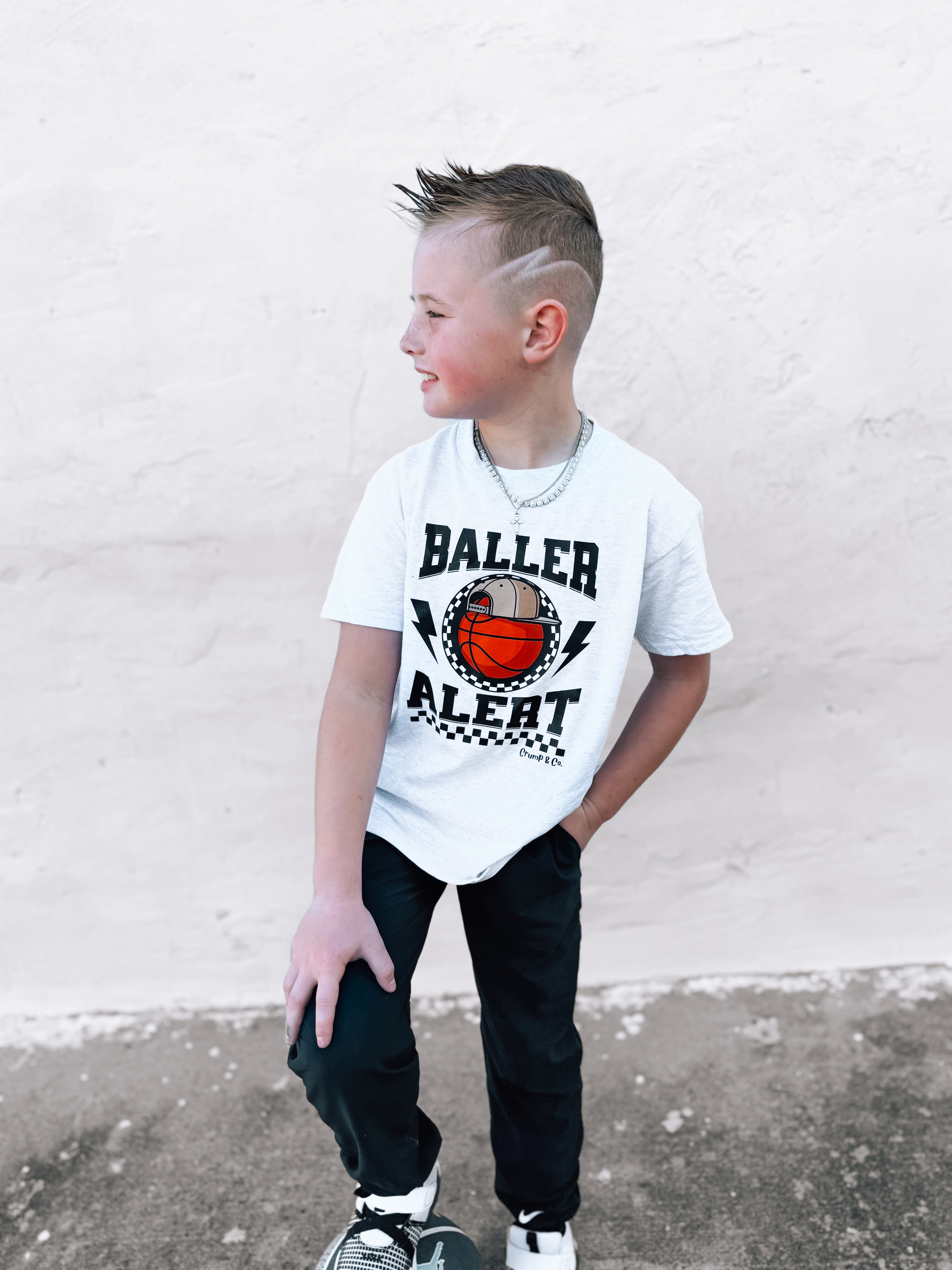 Baller Alert Basketball | Grey Graphic T-shirt