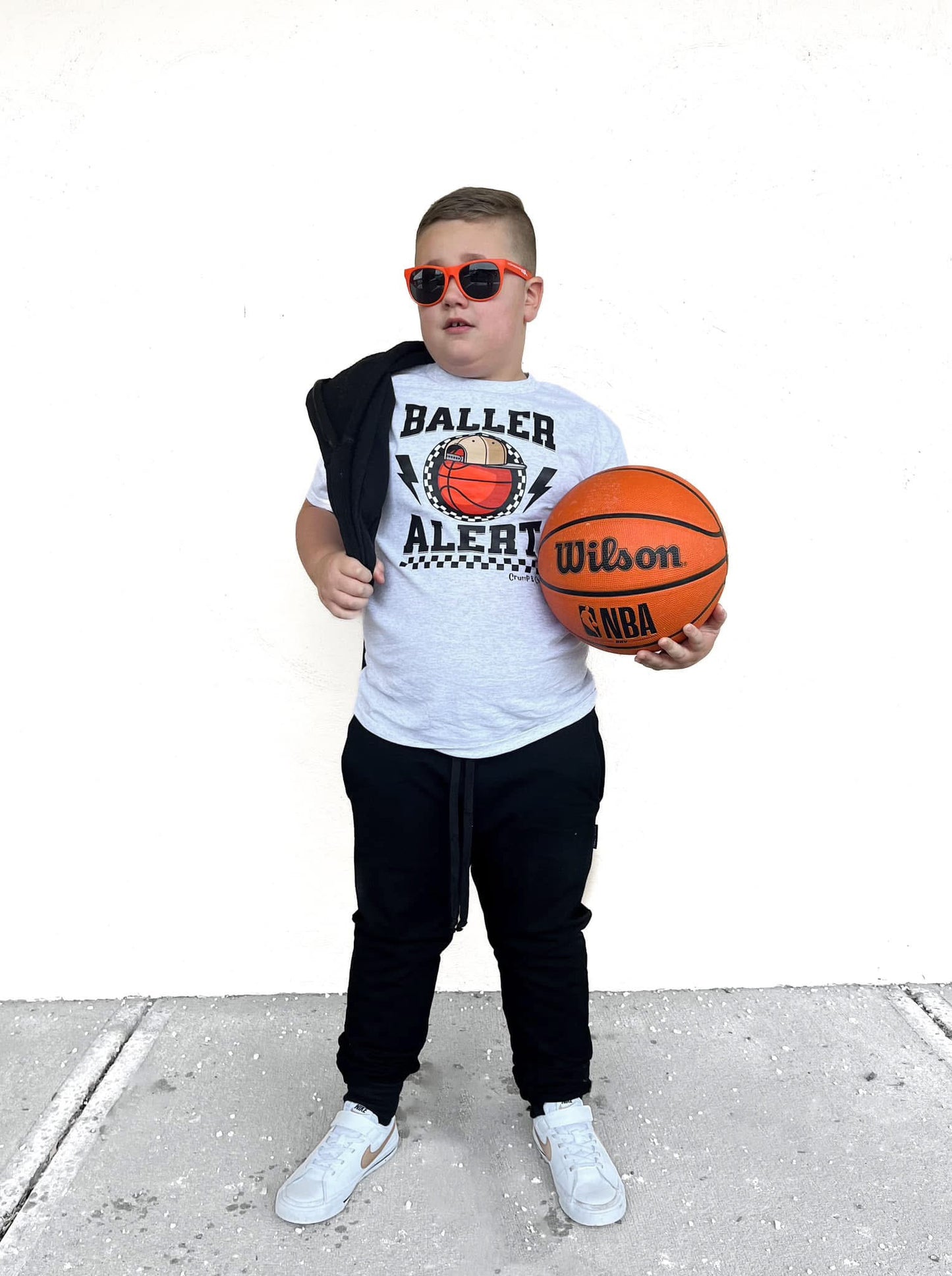 Baller Alert Basketball | Grey Graphic T-shirt