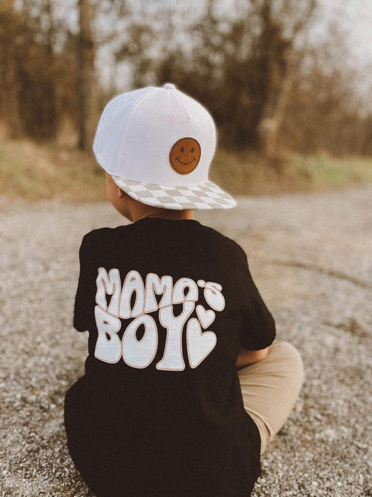 Mama's Boy Retro | Graphic T-shirt